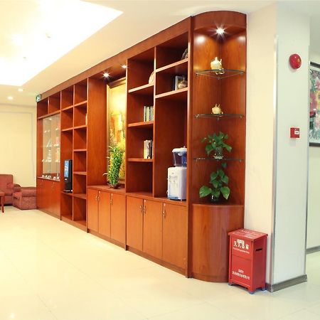 Hanting Express Kunming Yieryi Street Yunnan Normal University Branch Bagian luar foto