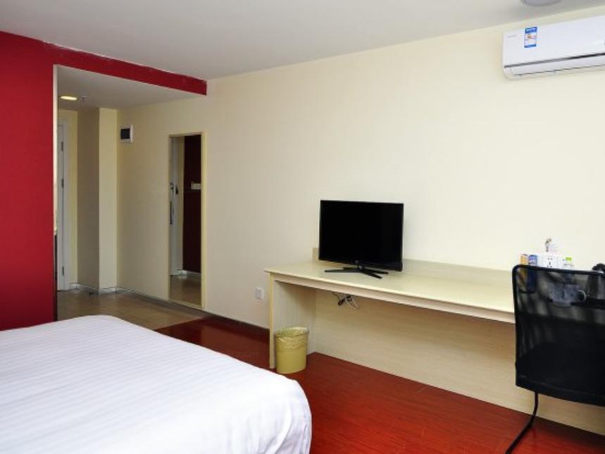 Hanting Express Kunming Yieryi Street Yunnan Normal University Branch Bagian luar foto