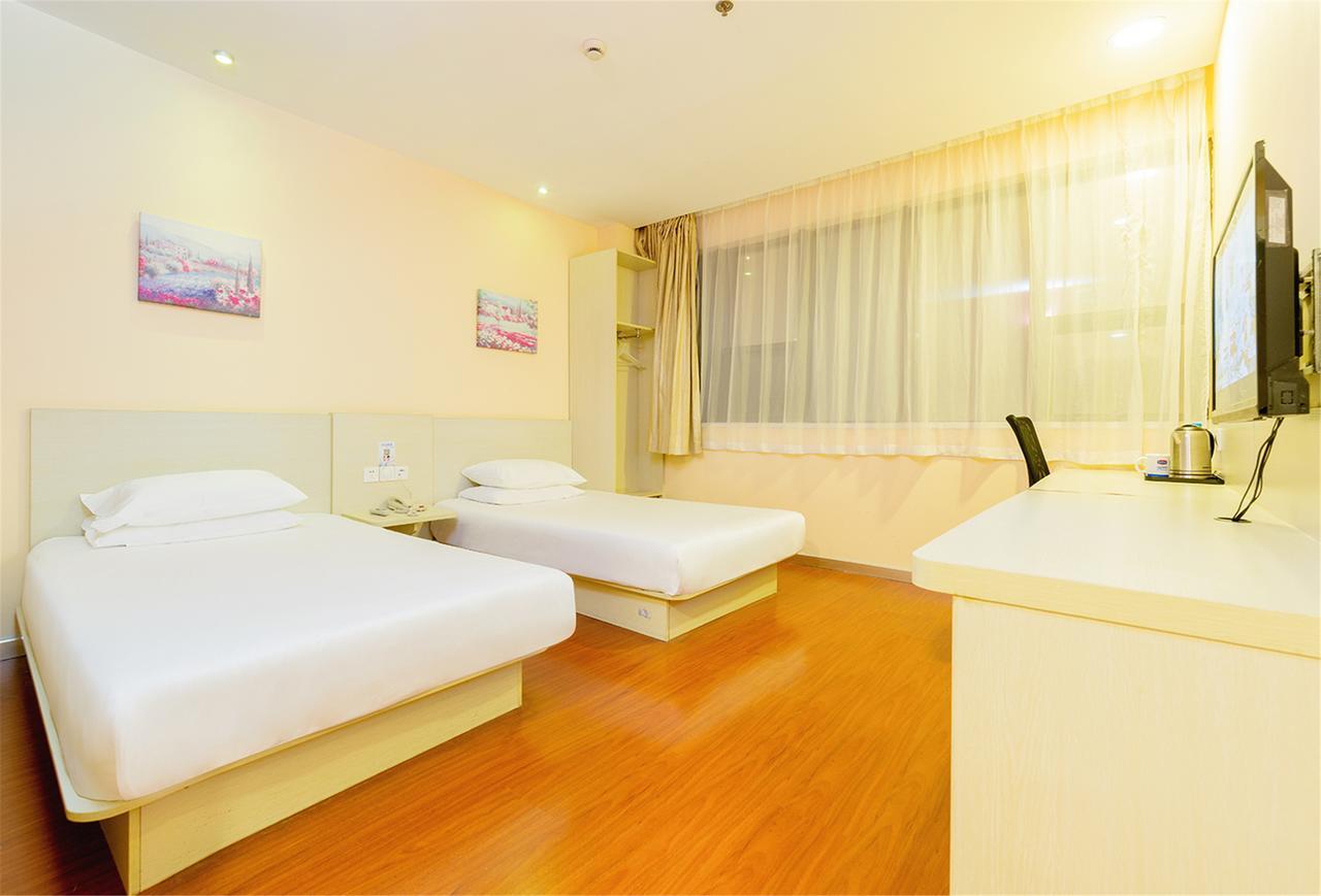 Hanting Express Kunming Yieryi Street Yunnan Normal University Branch Bagian luar foto